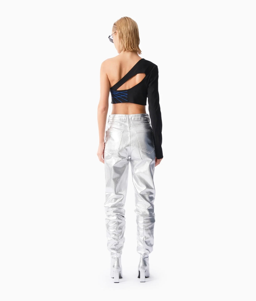 KNTLGY HEROINE OFF SHOULDER ASYMMETRIC TOP