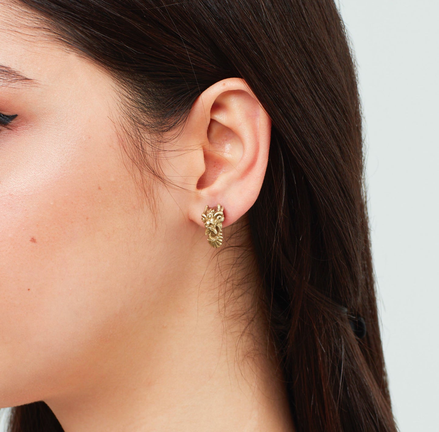 ZEWORKS DRAGON MINI EARRINGS