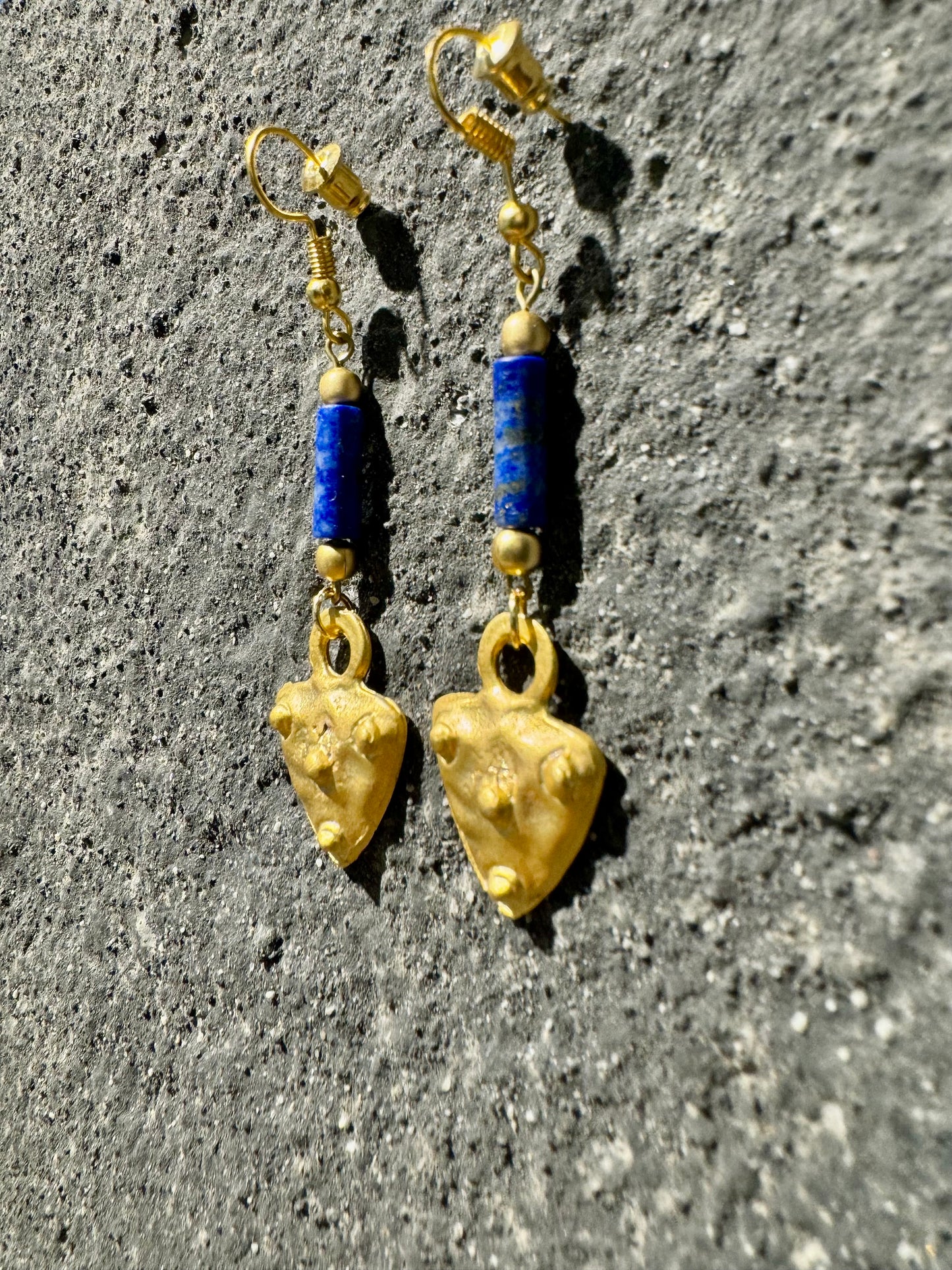 Natural Stones And Pendant Design Earrings