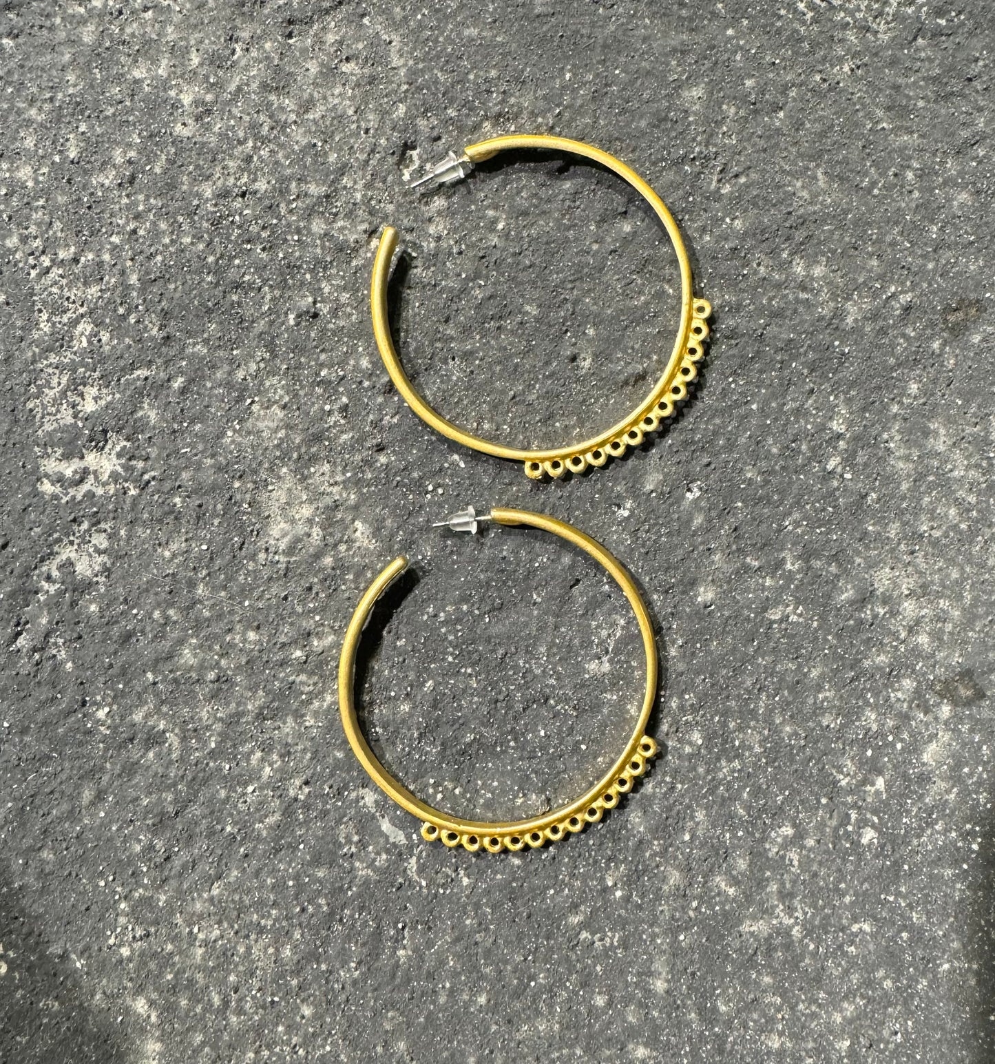 Vintage Designs Thin Hoop Earrings