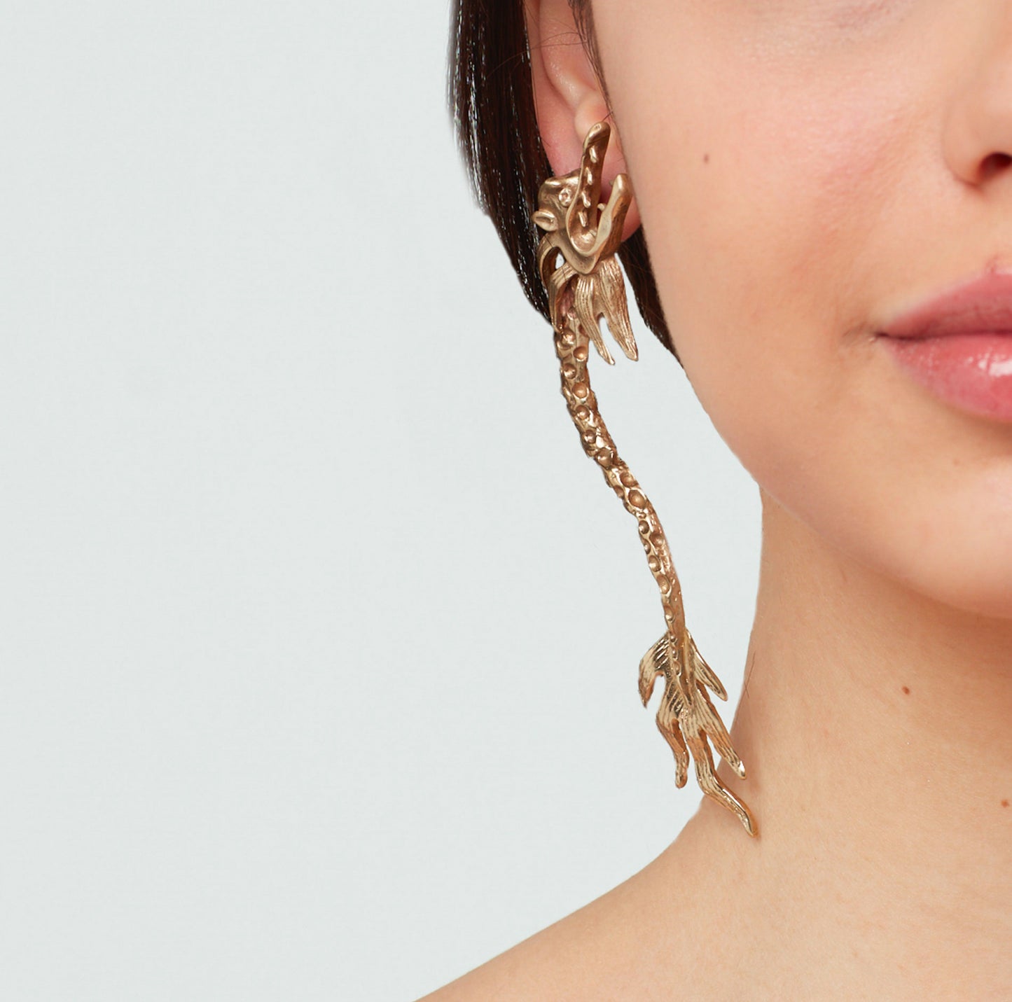 ZEWORKS DRAGON EARRINGS