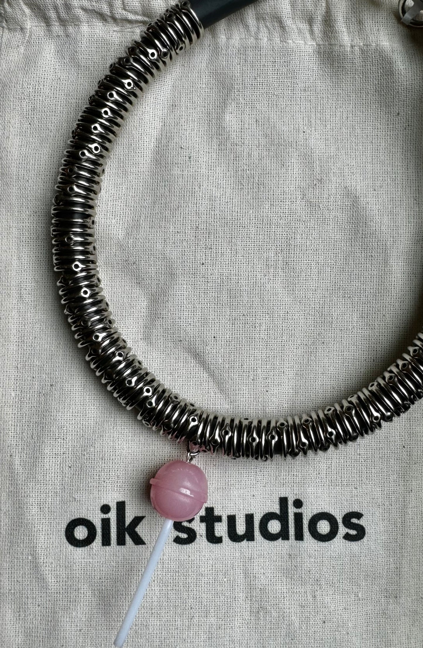OIK STUDIOS Lolipop Choker