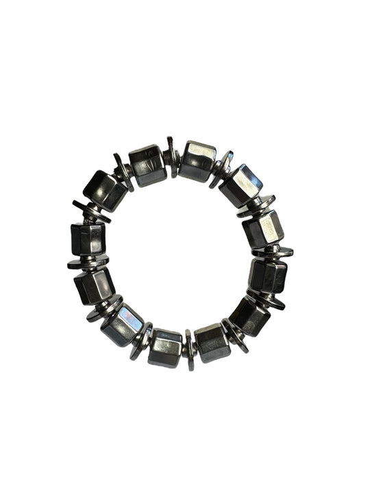 OIK STUDIOS Bold Bracelet2